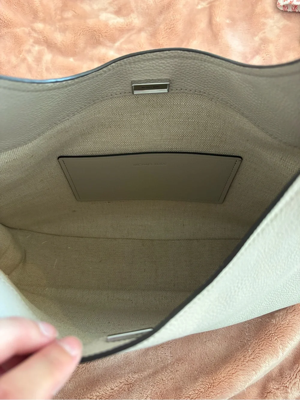 NWT Michael Kors Nolita Large Pebbled Leather Hobo Bag Light Sand